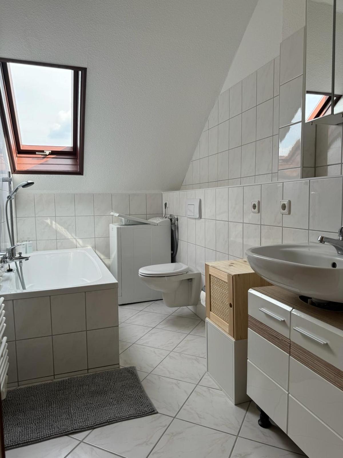 Moderne Wohnung In Eutritzsch Leipzig Exterior foto